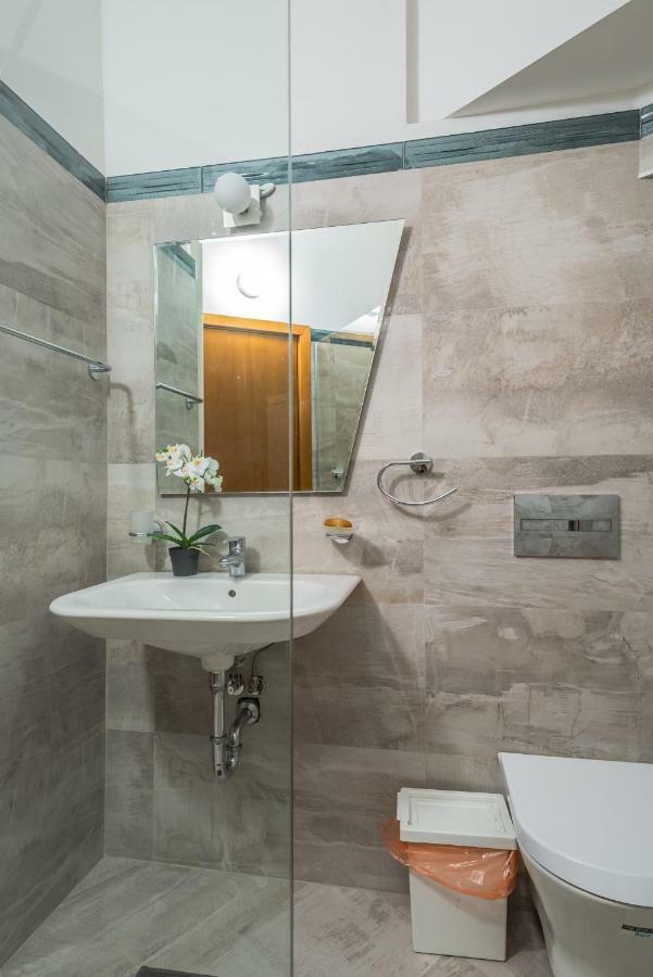5Th Avenue Sofia Two Bedroom, Two Bathroom, Positano Street Suite By Flat Mаnager Exterior foto